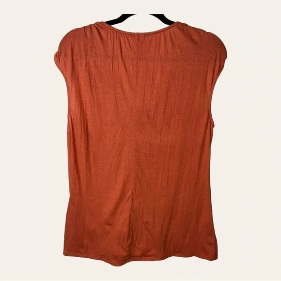0199W. ANTHROPOLOGIE ORANGE TOP WITH PLEATS IN THE MIDDLE OF TOP SIZE LARGE - Picture 6 of 9